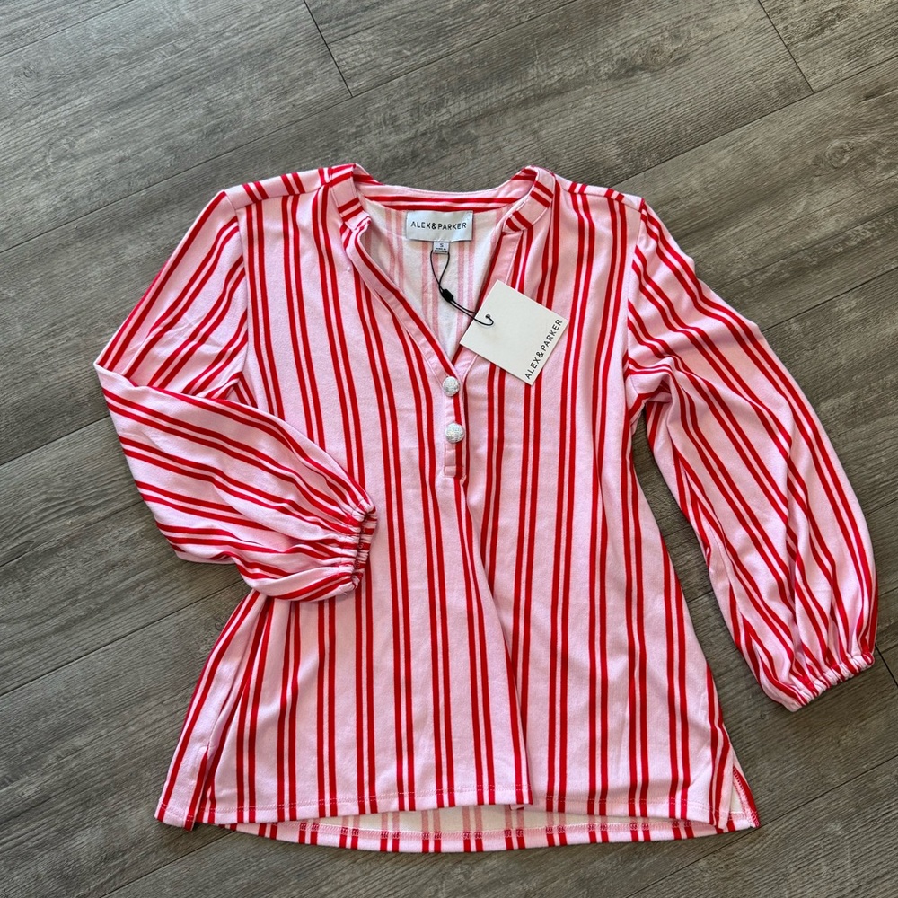 FINAL SALE✨

ALEX & PARKER top 🤍